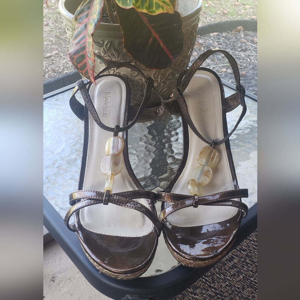 Sandal